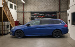 
										2019 Peugeot 308 Estate full									