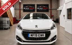 PEUGEOT 208 TECH EDITION