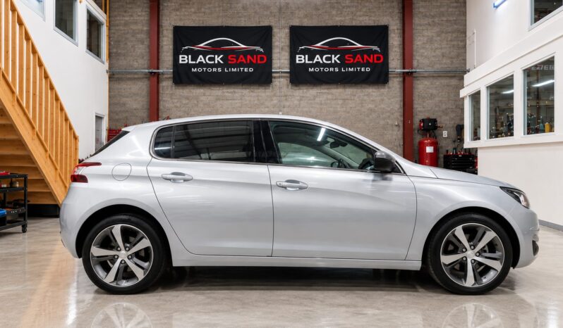 
								PEUGEOT 308 ALLURE full									