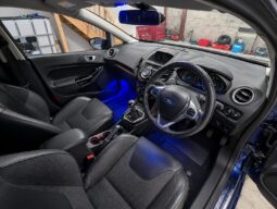 
										FORD FIESTA ST-LINE full									