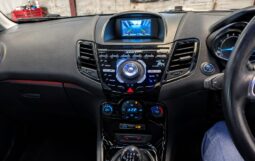 
										FORD FIESTA ST-LINE full									